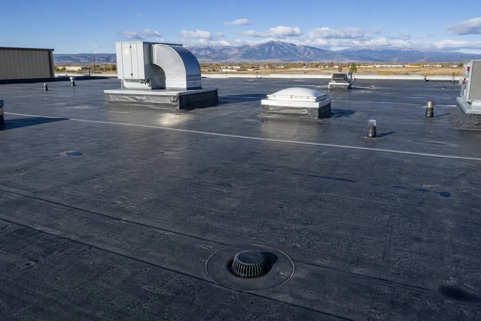 Commercial Roofing Contractor Inspection Checklist for Dacono Building Owners Before Lease Renewals, Storm Season, or Major Repairs