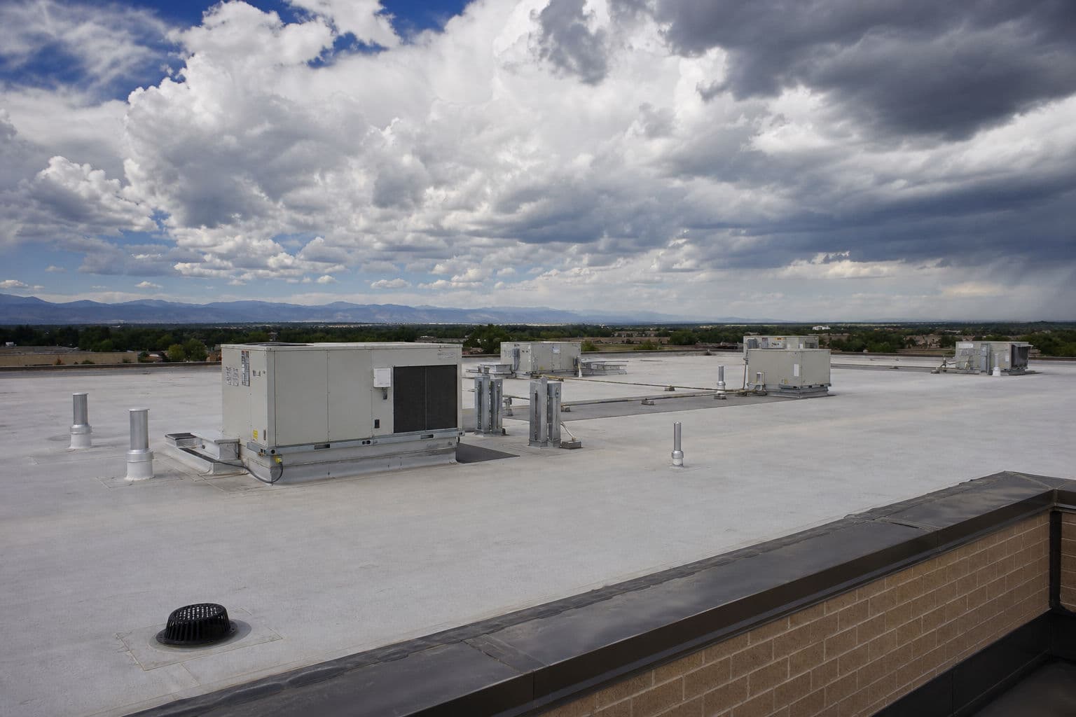 What To Look For In A Westminster Co Commercial Roofing Contractor